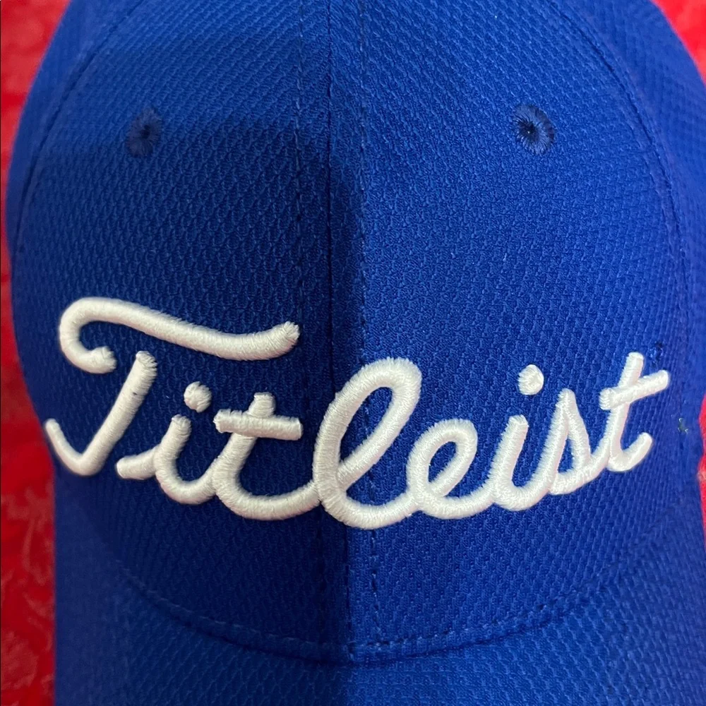 Titleist Golf Hat Royal Blue Performance Cap S/M Embroidered Logo